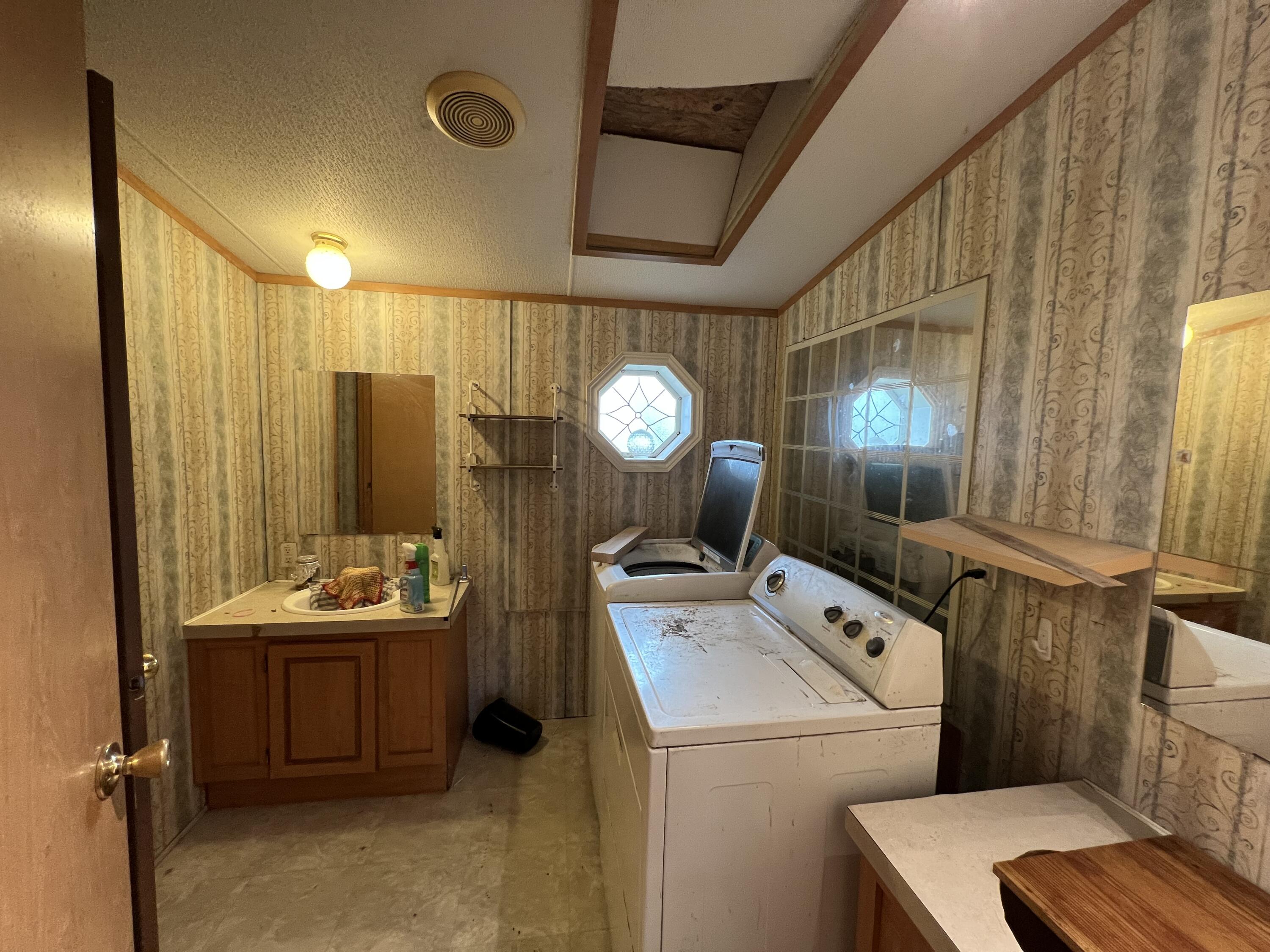 90 Come Spring Lane Warren, ME 04864 - Photo 12 of 26 IMG_8356