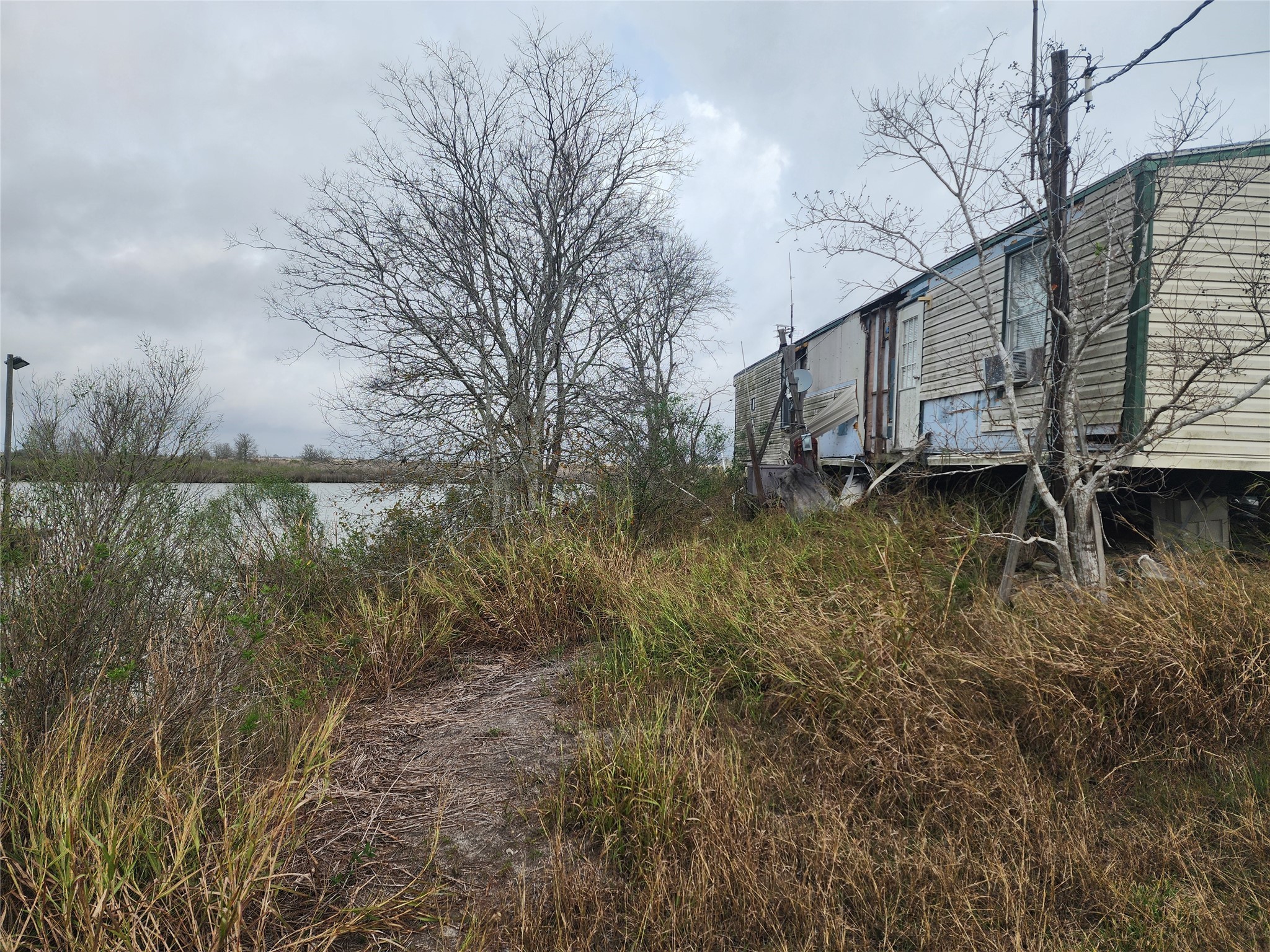 3007 Cr-807a Angleton, TX 77515 - Photo 7 of 28
