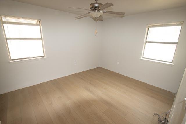 109 Simmons Loop Van Alstyne, TX 75495 - Photo 12 of 17 3rd Bedroom