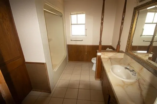 $2,095 | 109 Simmons Loop, Van Alstyne, TX 75495