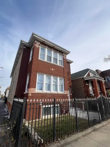 $2,450 | 5115 South California Avenue, Unit 1, Chicago, IL 60632