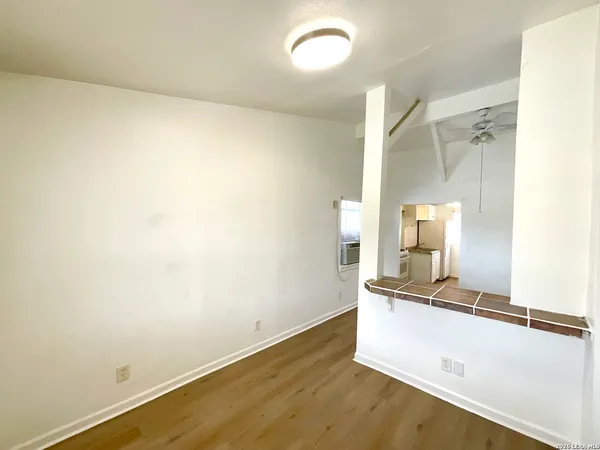 $695 | 602 Lovett Avenue, Unit 5, San Antonio, TX 78211