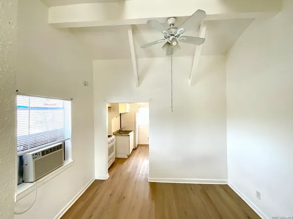 $695 | 602 Lovett Avenue, Unit 5, San Antonio, TX 78211