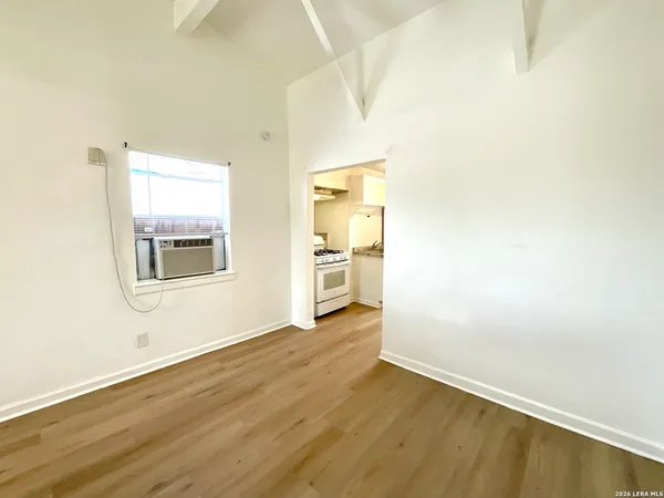 $695 | 602 Lovett Avenue, Unit 5, San Antonio, TX 78211