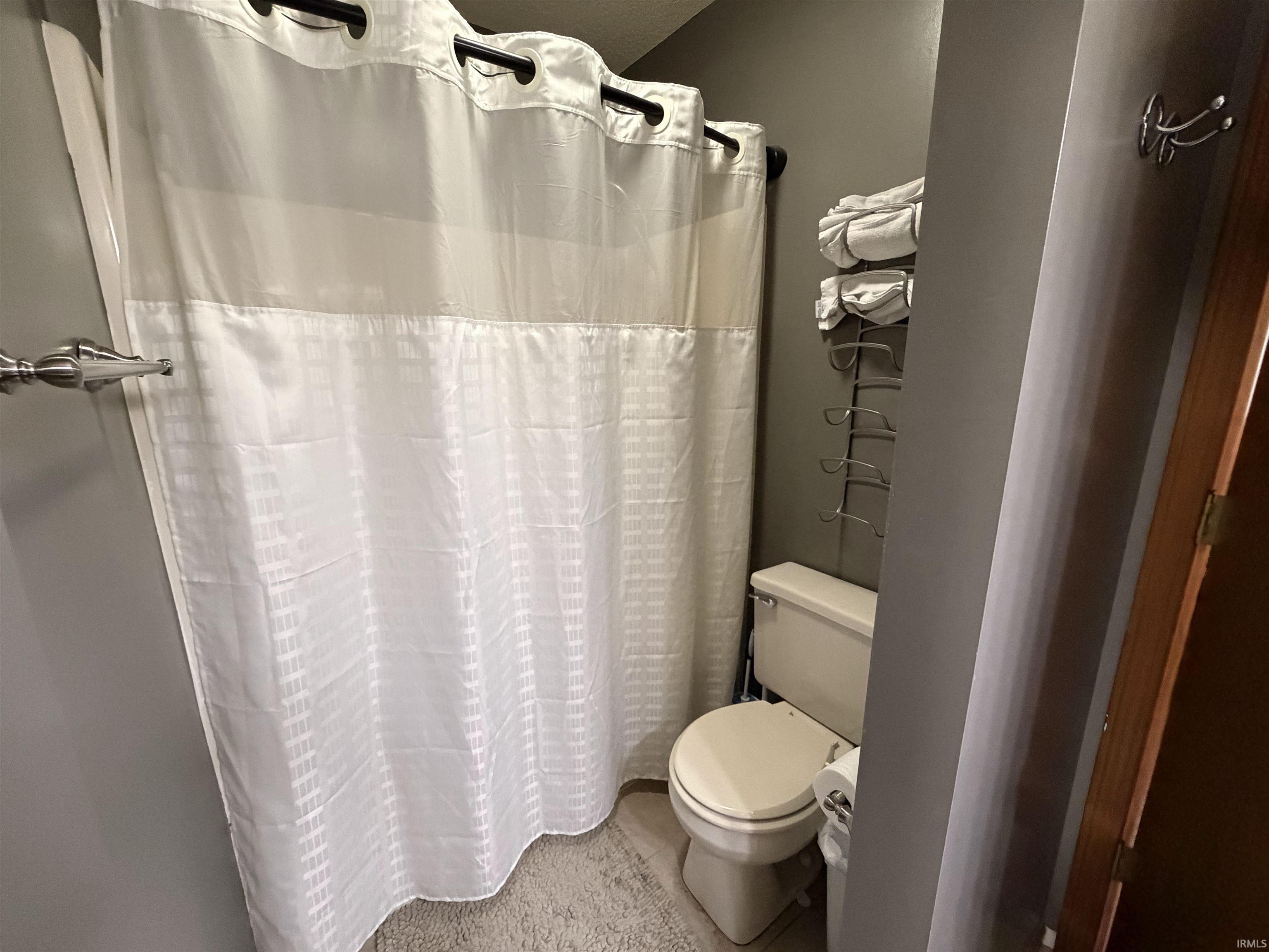 8609 Spring Forest Drive Fort Wayne, IN 46804 - Photo 25 of 40
