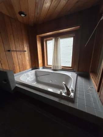 $245,000 | 530 East Hiawatha Drive, Unit 318, Wisconsin Dells, WI 53965