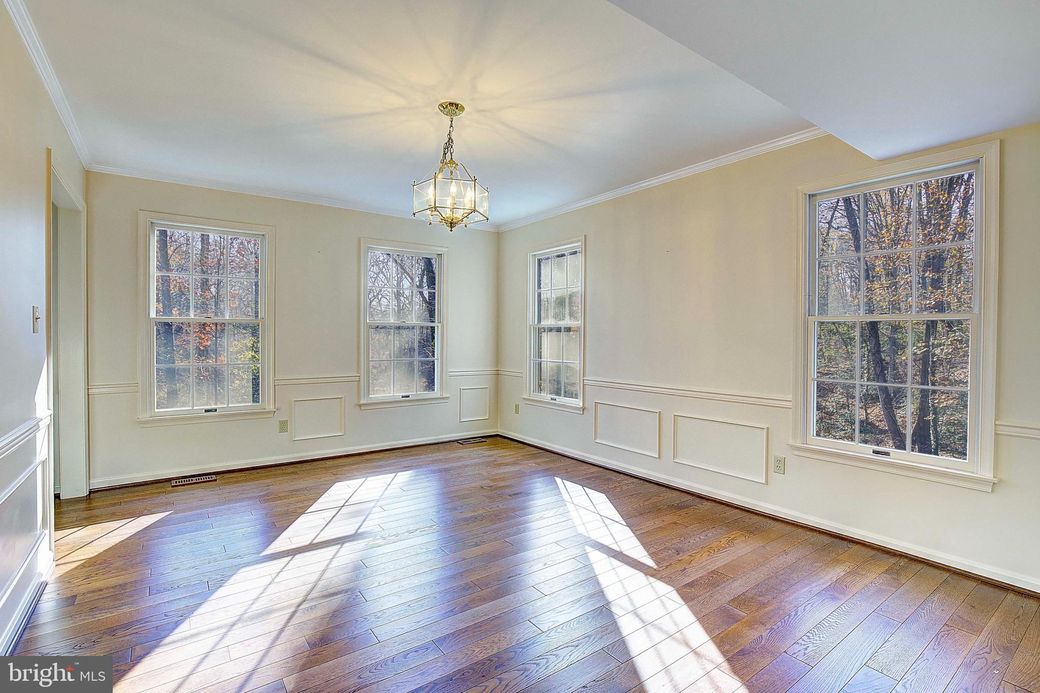 2762 Hambleton Road Riva, MD 21140 - Photo 12 of 60 Dining Room