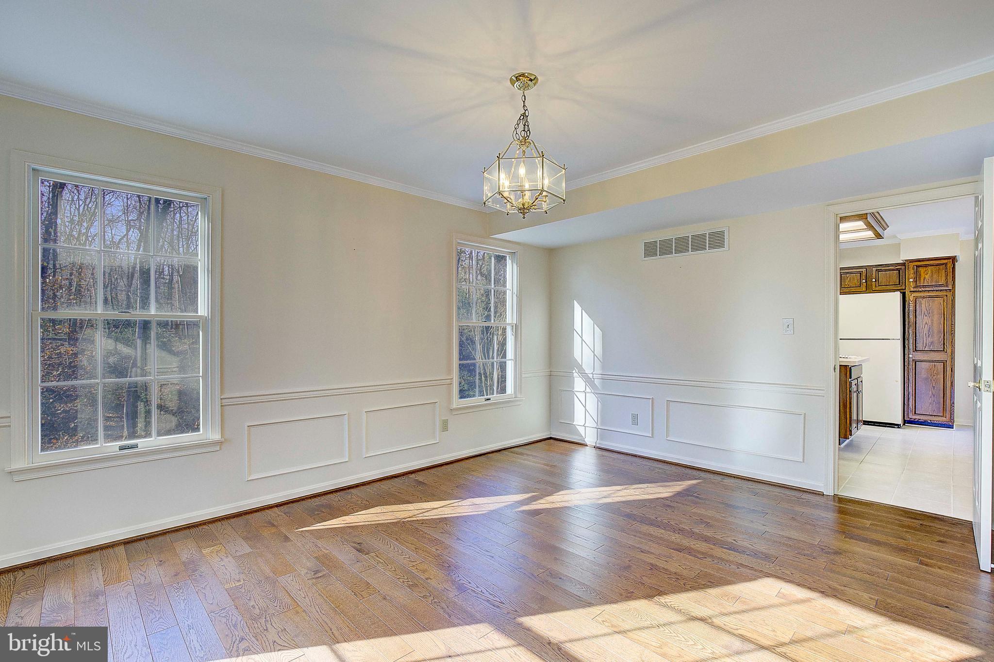 2762 Hambleton Road Riva, MD 21140 - Photo 10 of 60 Dining Room