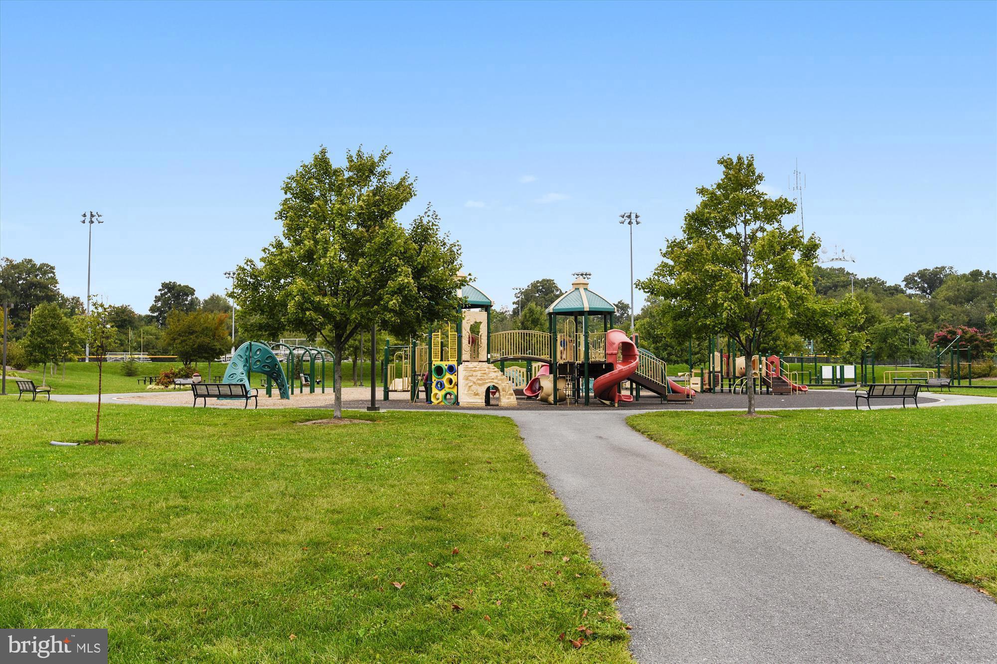 1004 Gaither Road Rockville, MD 20850 - Photo 29 of 34 a view of a park with large trees