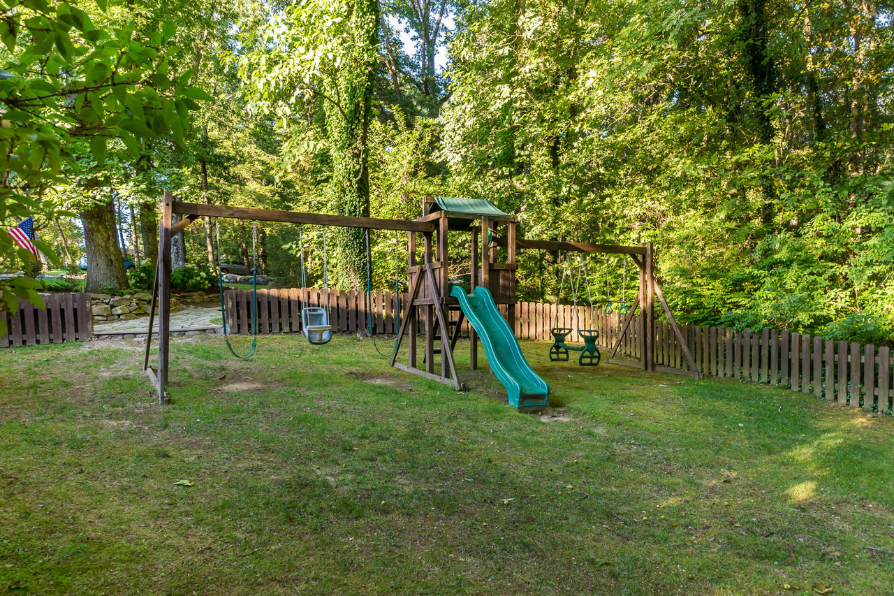 621 Frontier Bluff Road Lookout Mountain, GA 30750 - Photo 29 of 30 621 Frontier Bluff Road - 29
