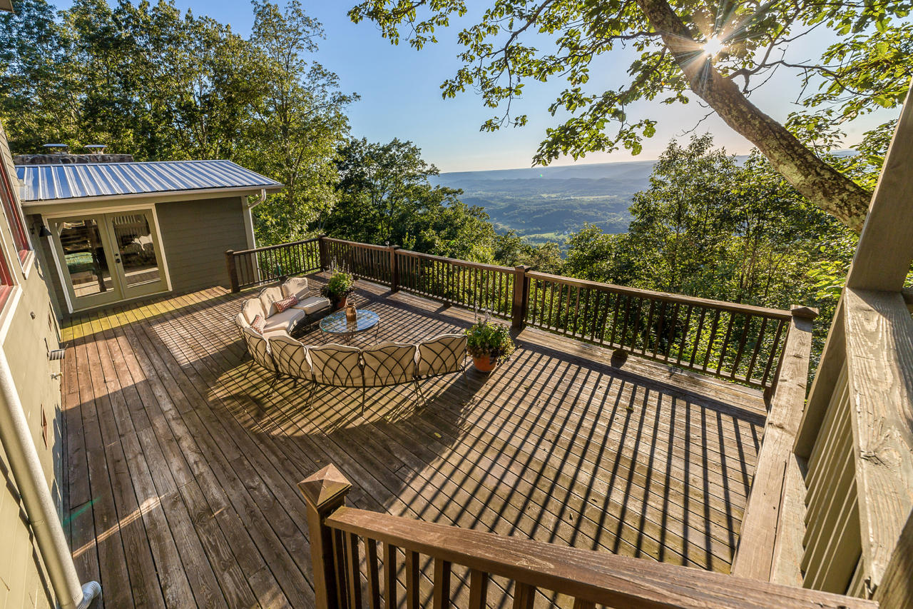 621 Frontier Bluff Road - 04