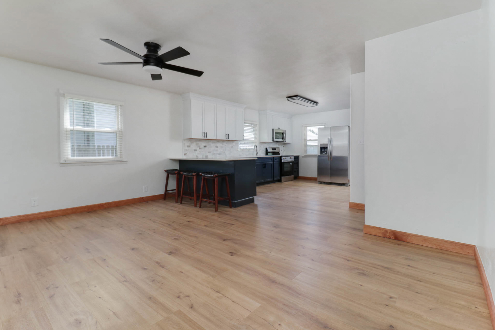 602 West 3rd Street Delavan, IL 61734 - Photo 5 of 47