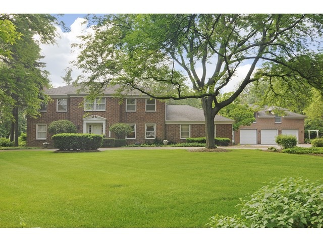 1695 Appleby Road Inverness, IL 60067 - Photo 1 of 25