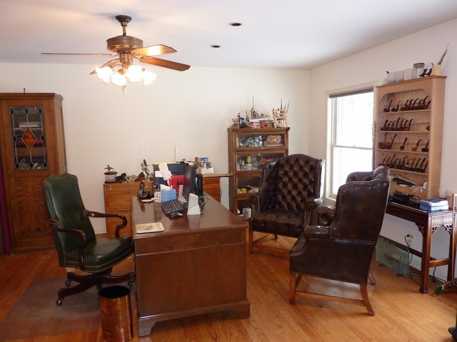 1695 Appleby Road Inverness, IL 60067 - Photo 11 of 25