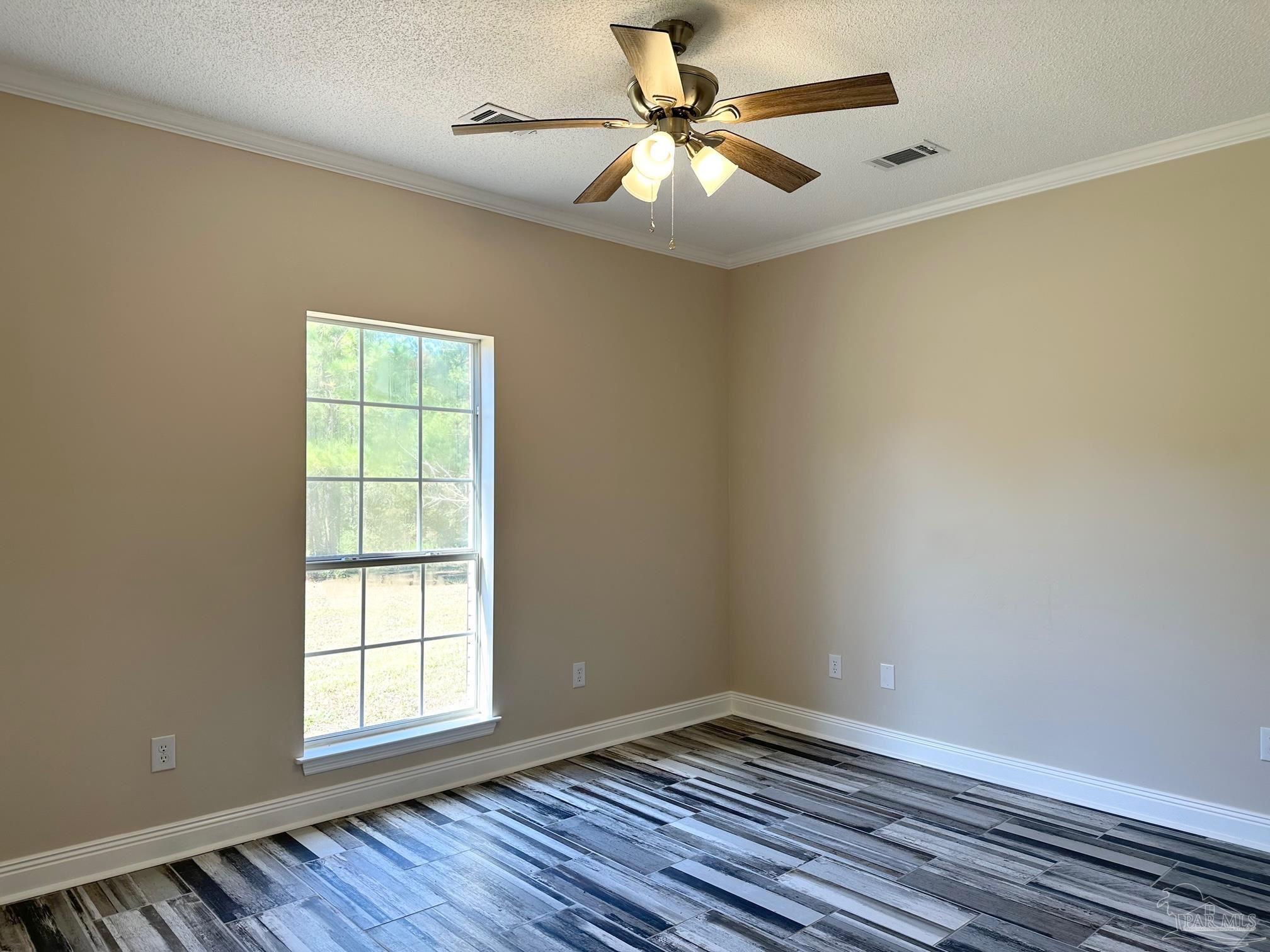 6488 Slash Pine Road Jay, FL 32565 - Photo 19 of 50 Has walk in closet