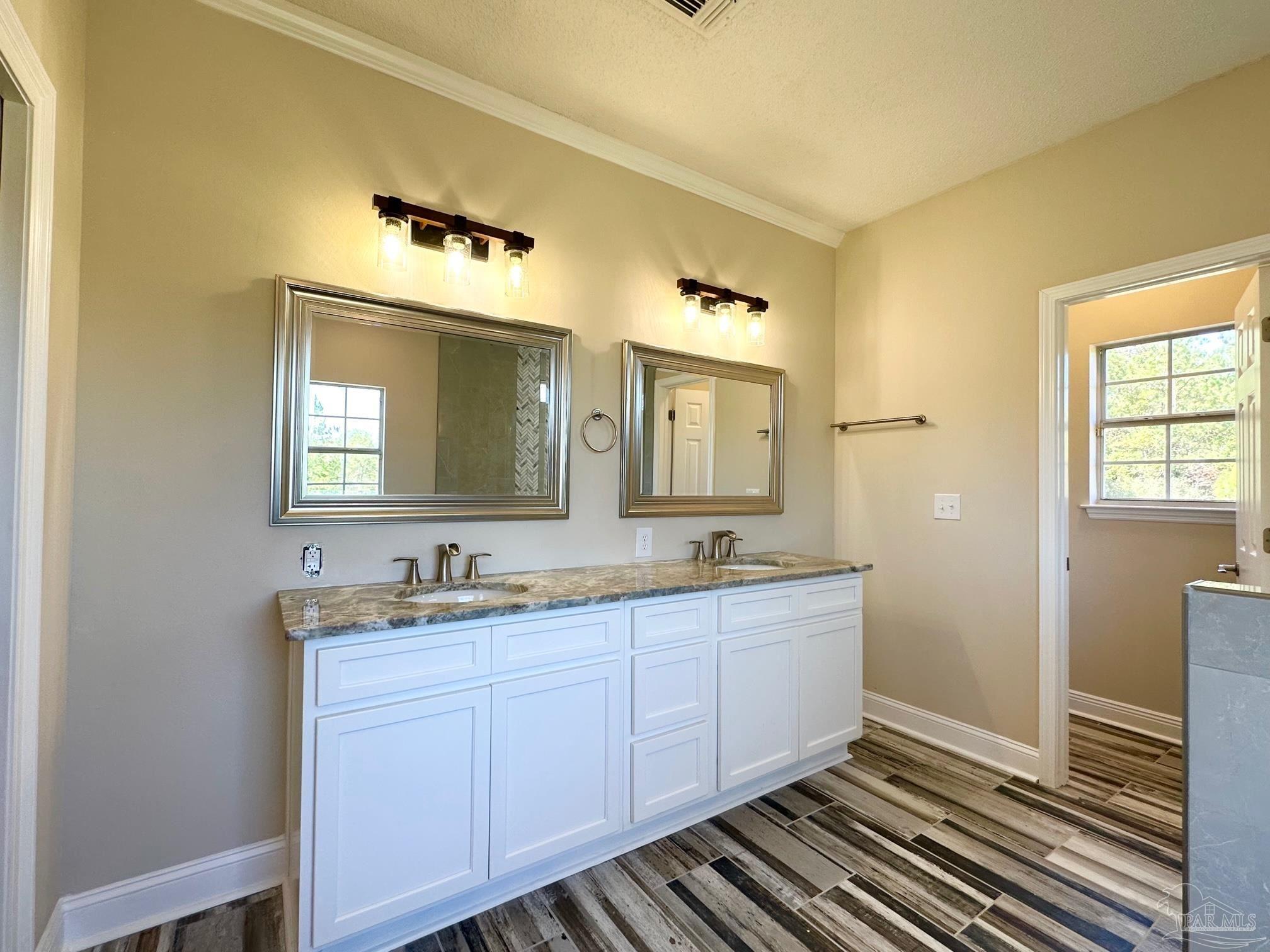 6488 Slash Pine Road Jay, FL 32565 - Photo 10 of 50 Water Closet is door on right