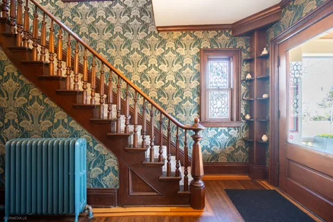 $1,299,000 | 511 North Grove Avenue, Oak Park, IL 60302