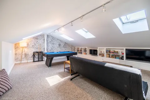 $1,299,000 | 511 North Grove Avenue, Oak Park, IL 60302