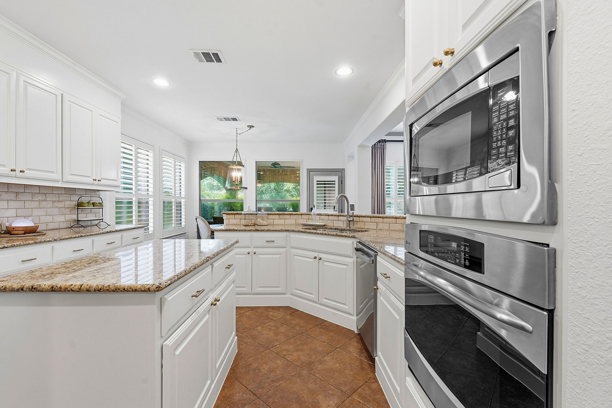 12321 Edenvale Path Austin, TX 78732 - Photo 12 of 36