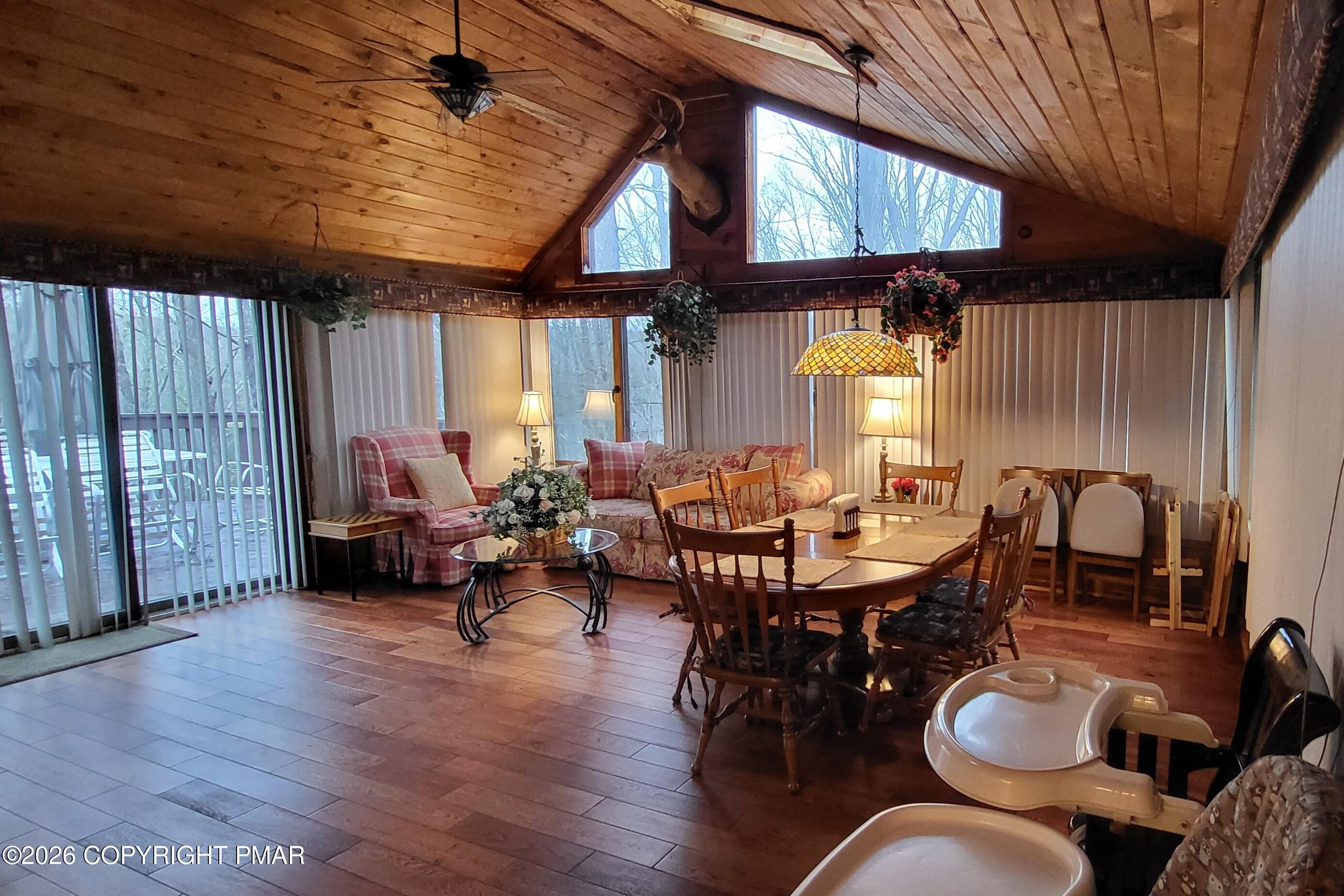 137 Regent Street Bushkill, PA 18324 - Photo 12 of 69 20260316_144226