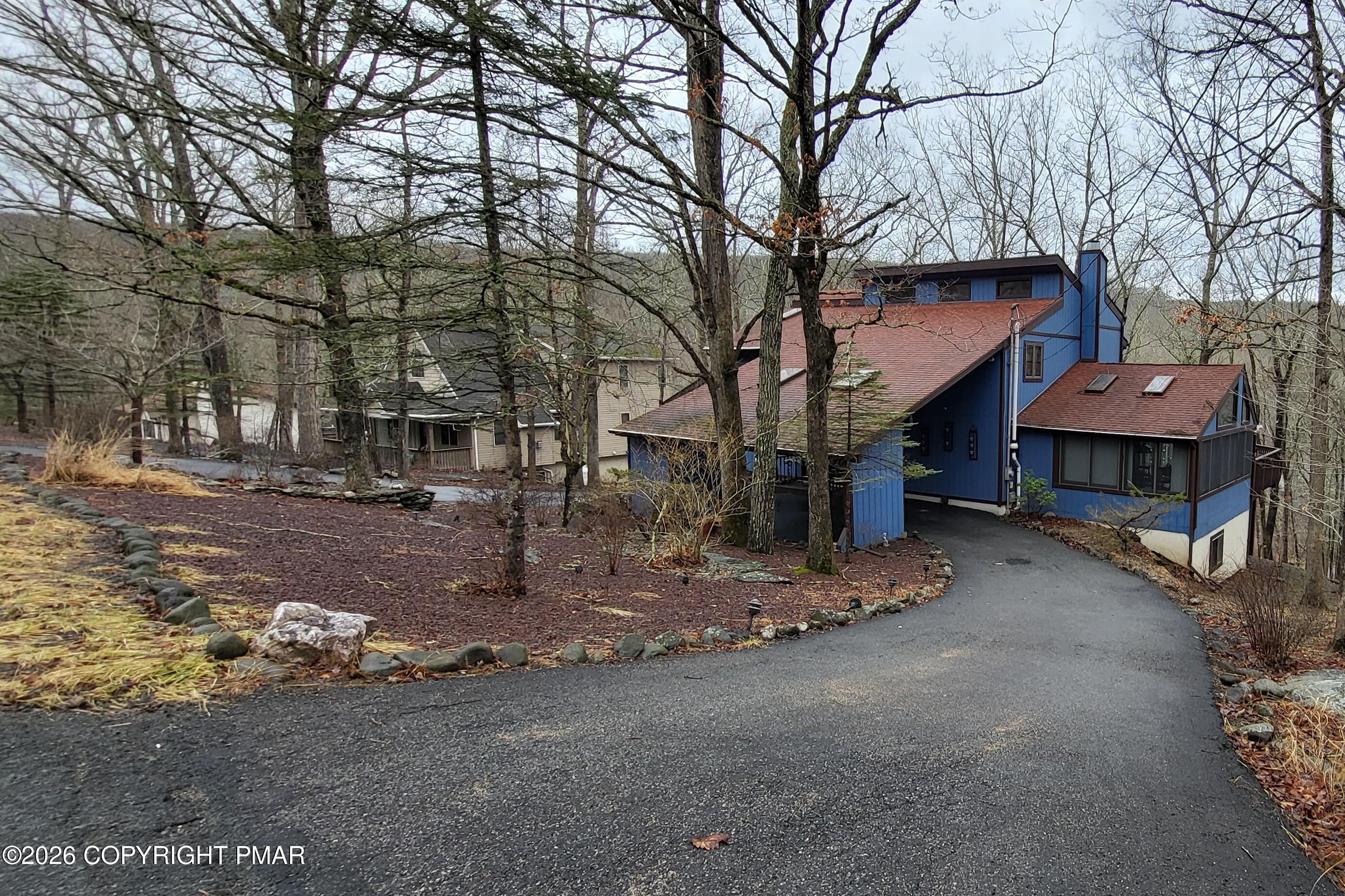 137 Regent Street Bushkill, PA 18324 - Photo 42 of 69 20260316_145647