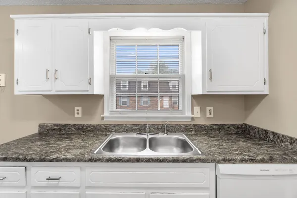 $1,200 | 201 Harrier Court, Clarksville, TN 37042