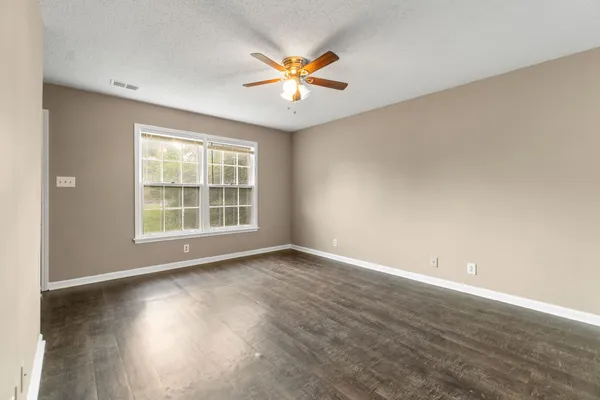 $1,200 | 201 Harrier Court, Clarksville, TN 37042