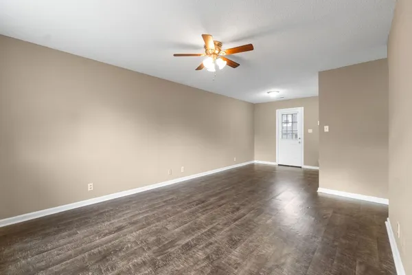 $1,200 | 201 Harrier Court, Clarksville, TN 37042