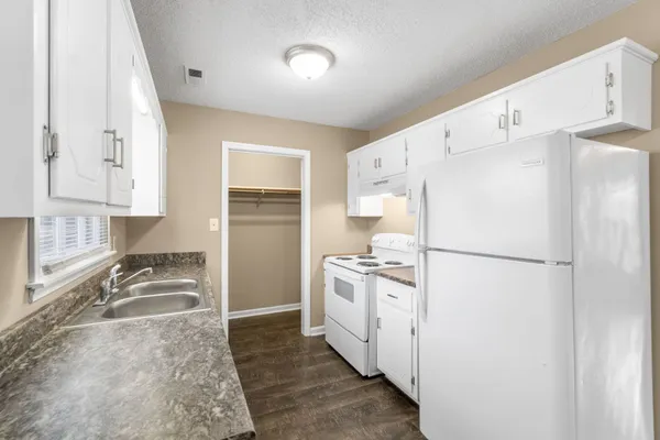 $1,200 | 201 Harrier Court, Clarksville, TN 37042