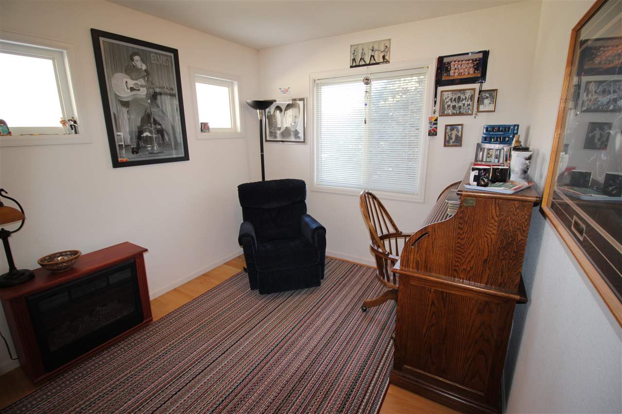 3455 F Road Clifton, CO 81520 - Photo 18 of 29 a room with furniture and wooden floor