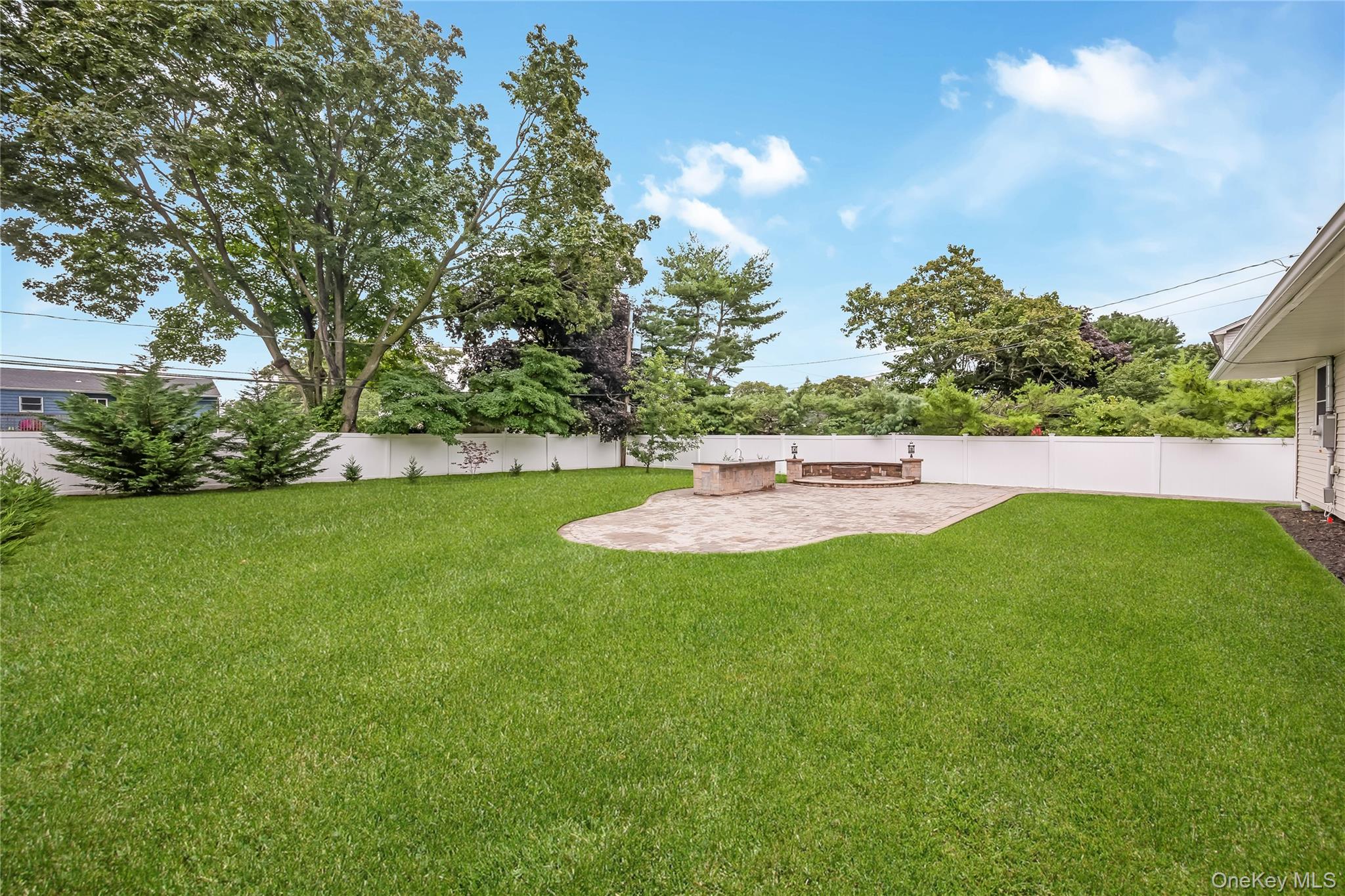 15 Dewey Road Commack, NY 11725 - Photo 26 of 29 Gallery Image 26