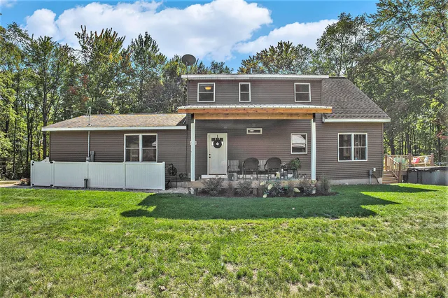 $625,000 | 4529 South Hilton Park Road, Fruitport, MI 49415