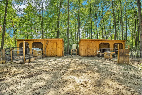 $600,000 | 4529 South Hilton Park Road, Fruitport, MI 49415