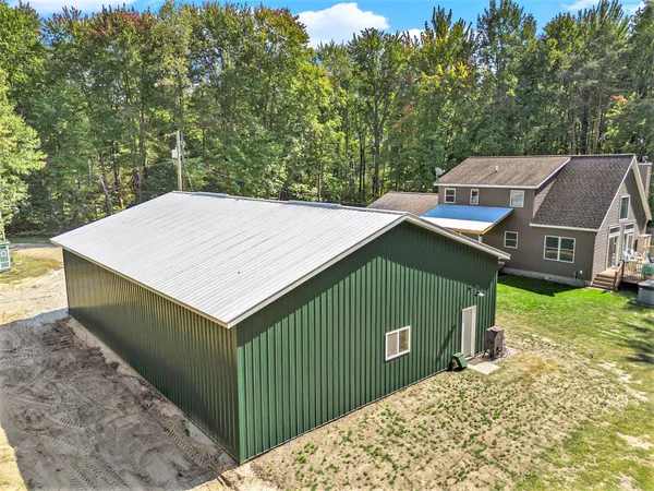 $600,000 | 4529 South Hilton Park Road, Fruitport, MI 49415