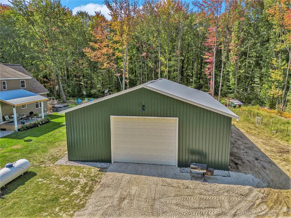 $600,000 | 4529 South Hilton Park Road, Fruitport, MI 49415