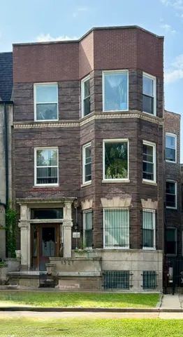 $874,900 | 1527 East 66th Place, Chicago, IL 60637