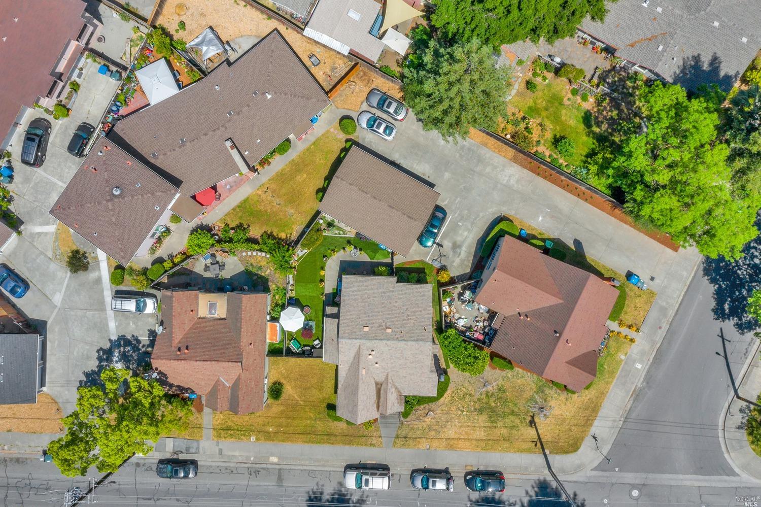902-906 Morgan Street Santa Rosa, CA 95401 - Photo 1 of 1 Gallery Image 1