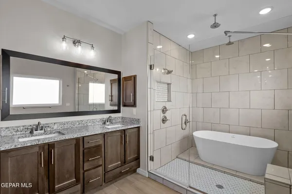 $529,950 | 198 Olive Branch Way, Sunland Park, NM 88008