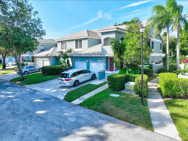 $3,500 | 10173 Andover Coach Circle, Unit G2, Lake Worth, FL 33449