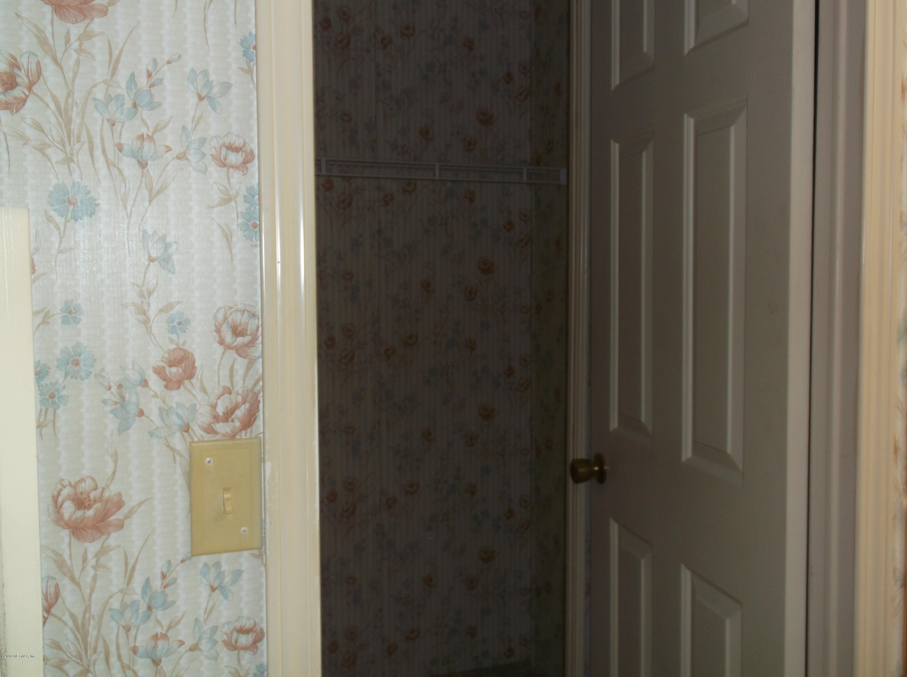 113 Keuka Road Interlachen, FL 32148 - Photo 17 of 31 master closet