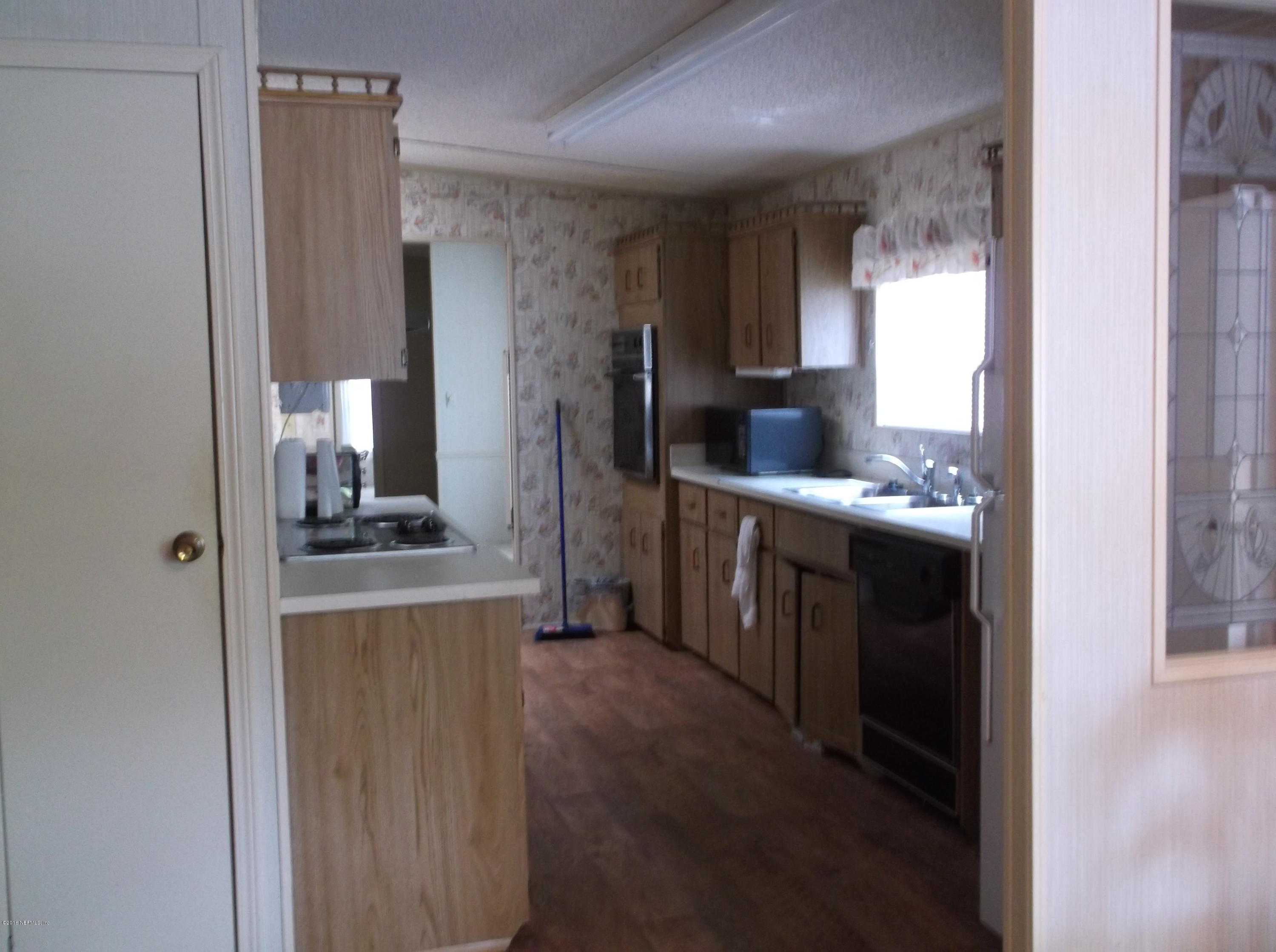 113 Keuka Road Interlachen, FL 32148 - Photo 10 of 31 from dining..