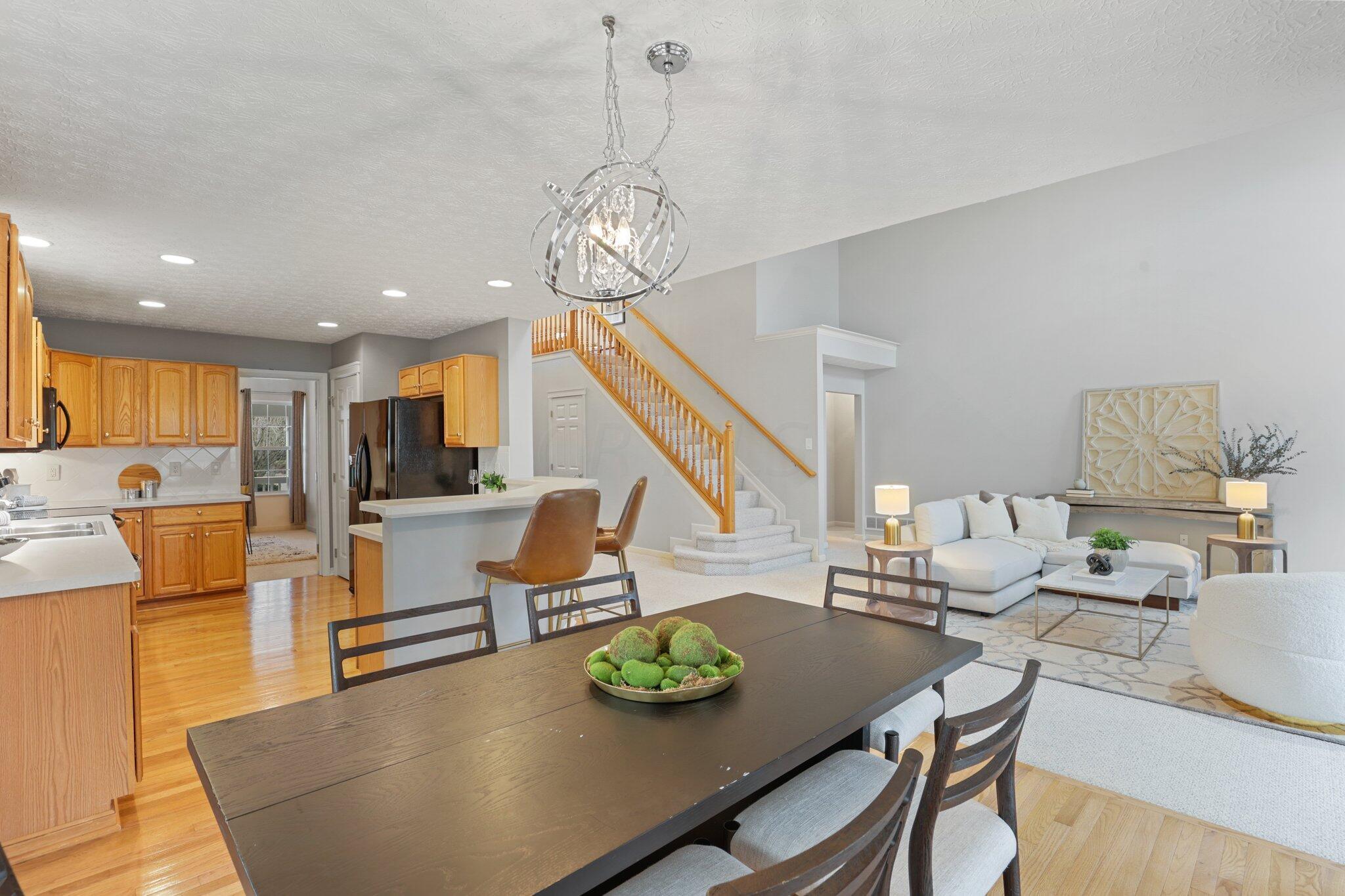145 Rivers Edge Way Columbus, OH 43230 - Photo 19 of 69 Dining