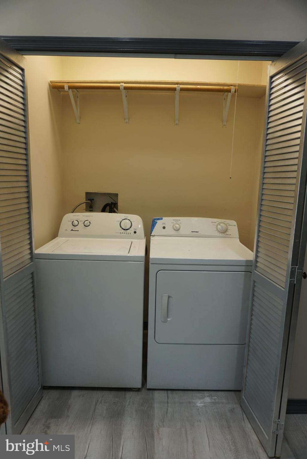 642 Stow Creek Road Bridgeton, NJ 08302 - Photo 7 of 25 a utility room with dryer and washer