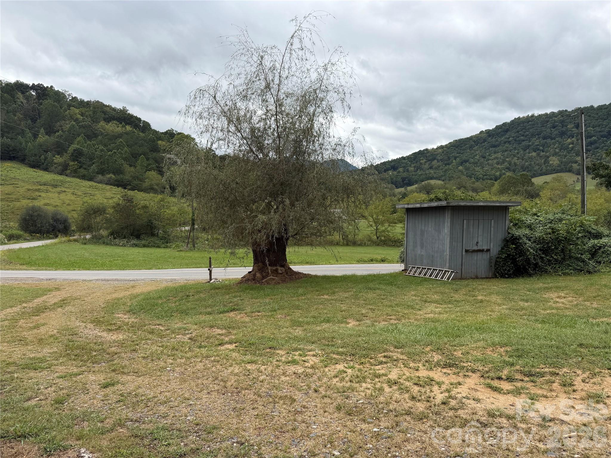 418 Green Valley Road Leicester, NC 28748 - Photo 27 of 31 Gallery Image 27