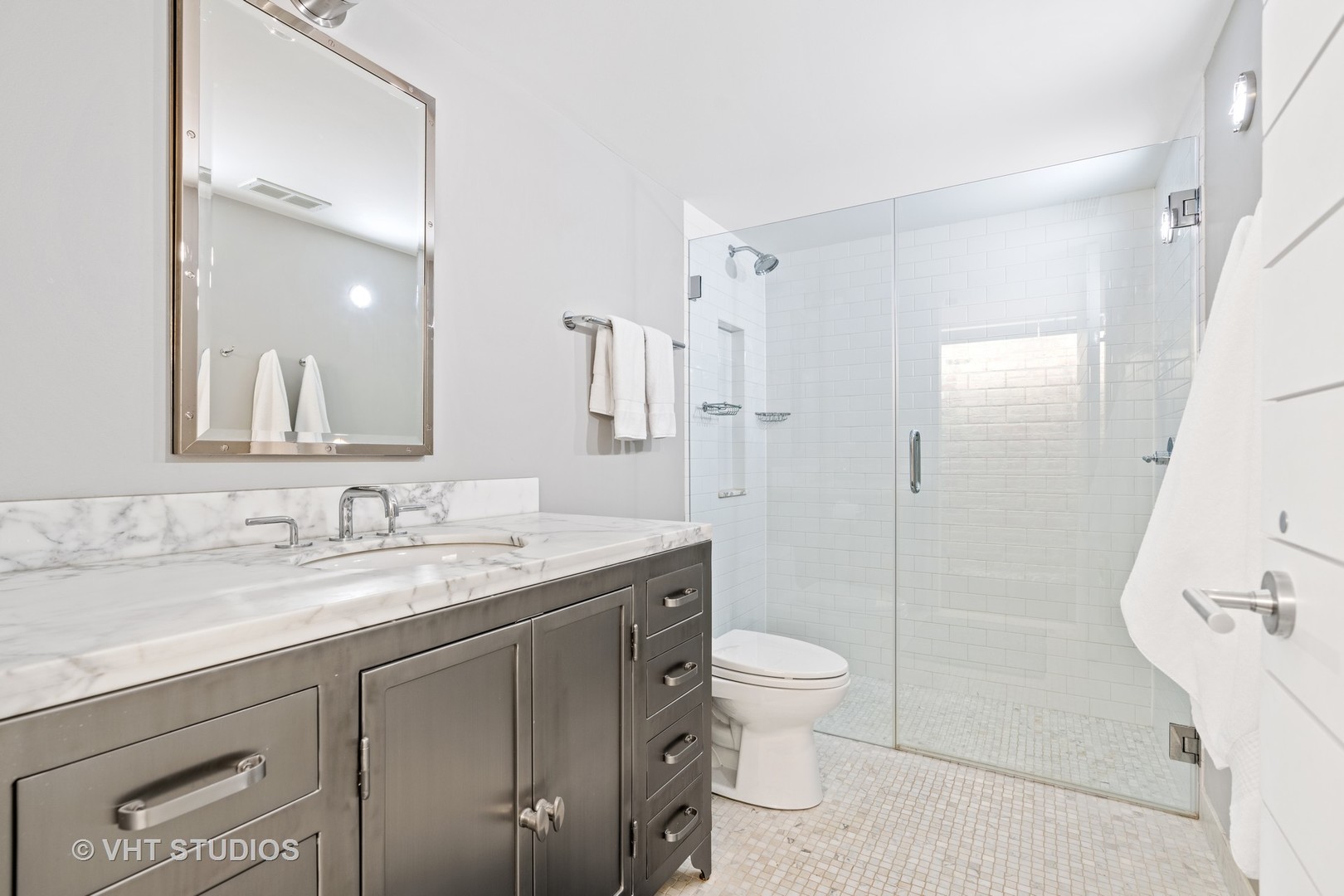19 East Scott Street Chicago, IL 60610 - Photo 18 of 25