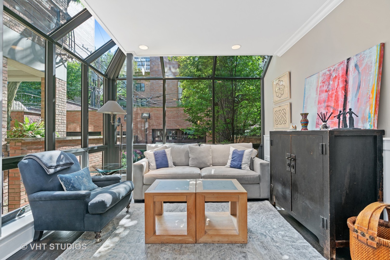 19 East Scott Street Chicago, IL 60610 - Photo 6 of 25