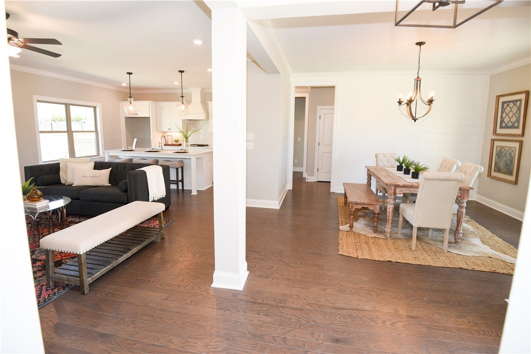 2694 Spring Lakes Crossing Opelika, AL 36801 - Photo 8 of 33 Gallery Image 8