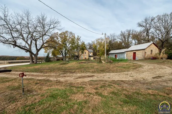 $2,500,000 | 22507 Hessdale Road, Alma, KS 66401