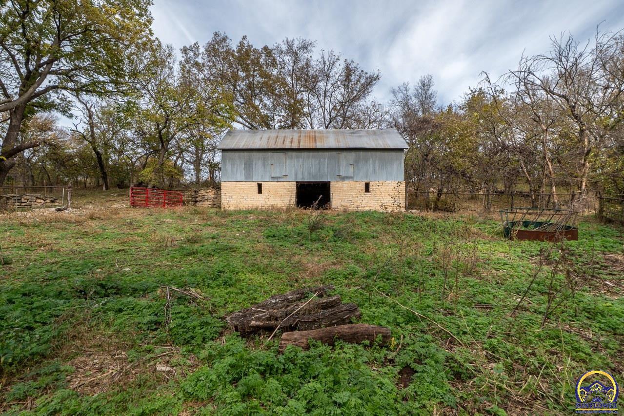 22507 Hessdale Road Alma, KS 66401 - Photo 22 of 72