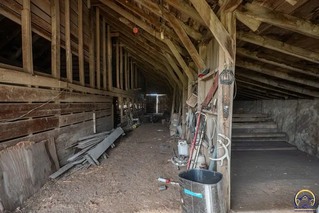 $2,500,000 | 22507 Hessdale Road, Alma, KS 66401